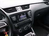 Škoda Octavia 1,6 TDI 81kW Ambition CZ - náhled 14