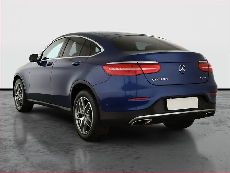 Mercedes-Benz GLC (2018) AMG line 250 - fotka 4 z 20