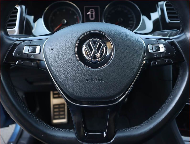 Volkswagen Golf (2014) 1.4 TSI, Serv.kniha, Xenony - fotka 21 z 21