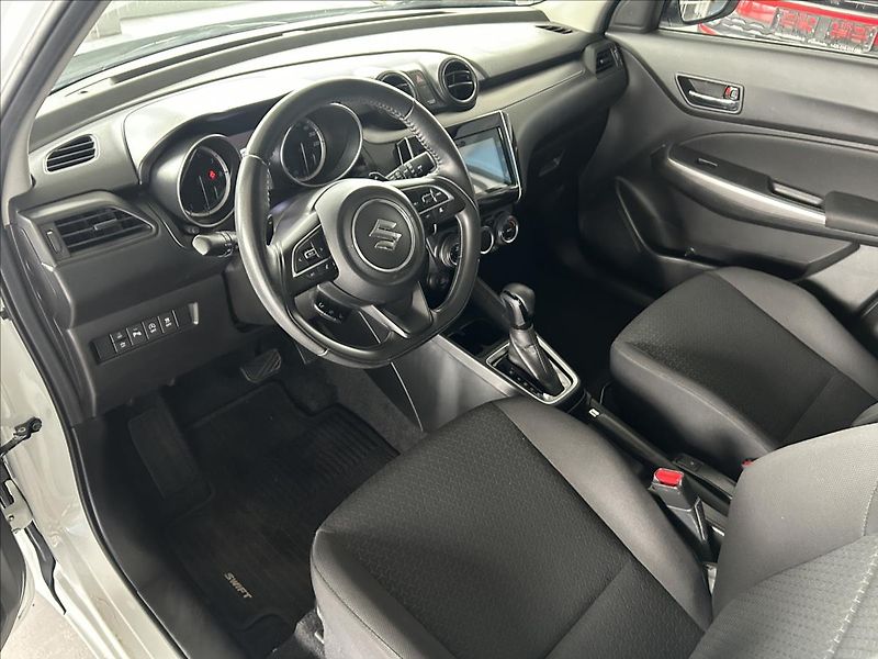 Suzuki Swift 1,2   HYBRID,AUTOMAT,1.MAJ,ČR - fotka 7 z 26