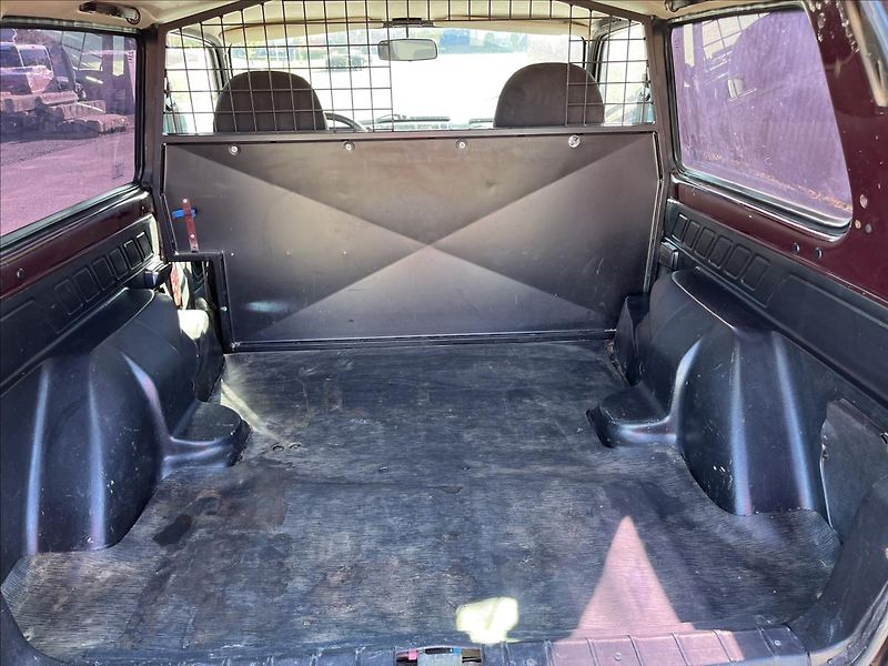 Lada Niva 1,7 i PRAKTIK 2MÍSTA 4x4 TAŽNÉ - fotka 24 z 30