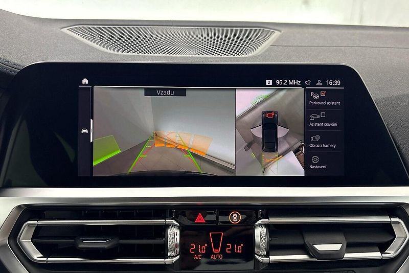 BMW Řada 4 M440i xDrive - fotka 17 z 23