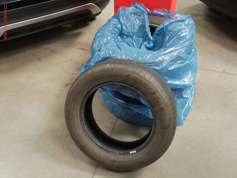 Volkswagen T-Cross (2023) 1.0 TSi, 2.maj,ČR, servis - fotka 22 z 22