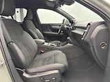 Volvo XC40 B3 CORE AUT  - náhled 23