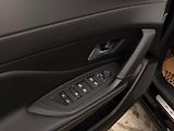 Peugeot 408 GT HYBRID 145 CH Rezervace - náhled 21