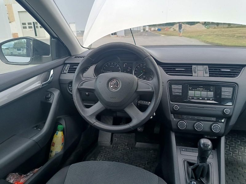Škoda Octavia III 1.6 TDI - fotka 47 z 56