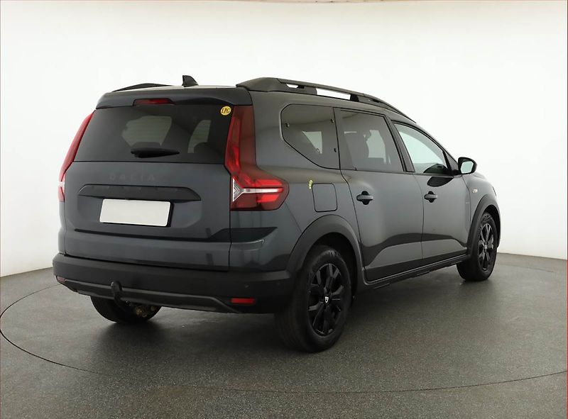 Dacia Jogger (2022) Extreme 1.0 TCe, LPG, 7 míst - fotka 5 z 20
