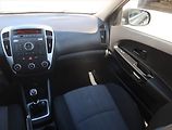 Kia Ceed (2012) 1.4 CVVT, Park. senzory - náhled 8