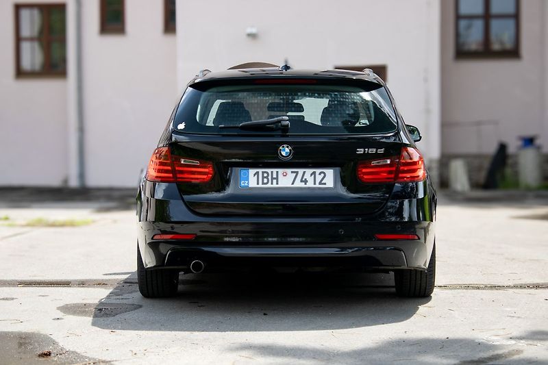 BMW Řada 3 Nebourané, pravidelně servis - fotka 6 z 36