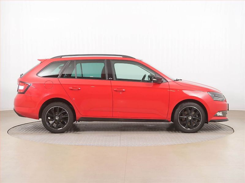 Škoda Fabia (2017) Monte Carlo 1.0 TSI, Automat - fotka 6 z 17