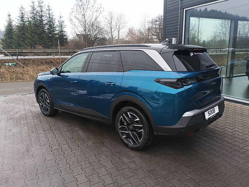 Peugeot 5008 (2026) GT Hybrid 145 e-DCS6 - fotka 5 z 19