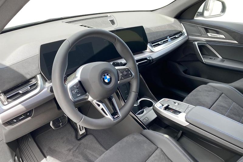BMW X2 sDrive18d - fotka 5 z 7