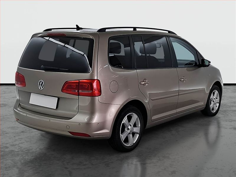 Volkswagen Touran (2012) 1.4 TSI, Automat, Navi - fotka 5 z 17