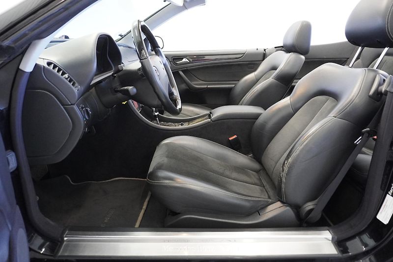 Mercedes-Benz CLK 4,3 AMG V8 AUTOMAT - fotka 11 z 28