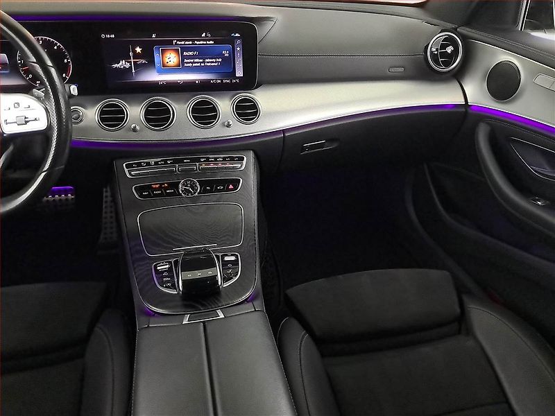 Mercedes-Benz Třídy E (2019) E 400 d - fotka 8 z 18