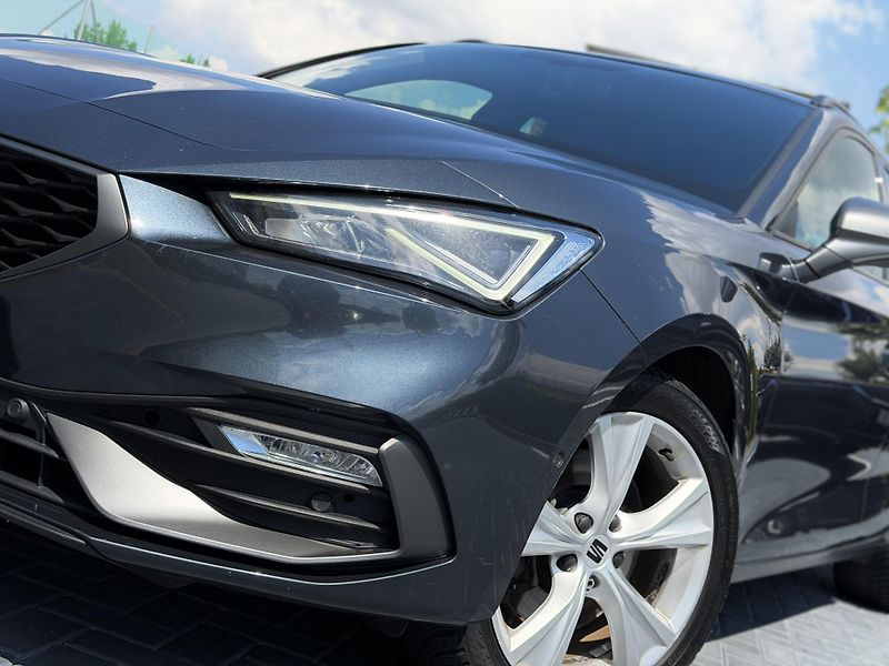 Seat Leon (2021) FR/2.0 TDi 110kw/DPH - fotka 7 z 19