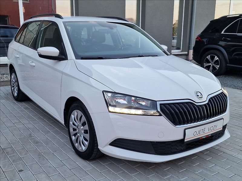 Škoda Fabia 1.0 TSI Combi Tour, ČR, 1.Maj - fotka 3 z 45