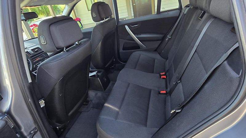 BMW X3 X DRIVE 2.0D 130KW 1MAJITEL - fotka 16 z 40