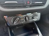 Škoda Fabia Selection 1.0 MPI 59kW - náhled 16