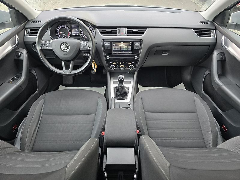 Škoda Octavia STYLE LED DIGIKLIMA-DPH - fotka 7 z 33