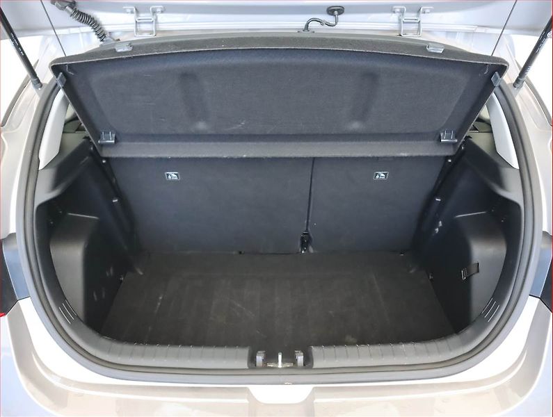 Hyundai i20 (2022) 1.0 T-GDI MHEV, Automat - fotka 14 z 17