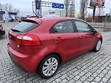 Kia Rio 1.4i 80 kW digi. klima - náhled 4