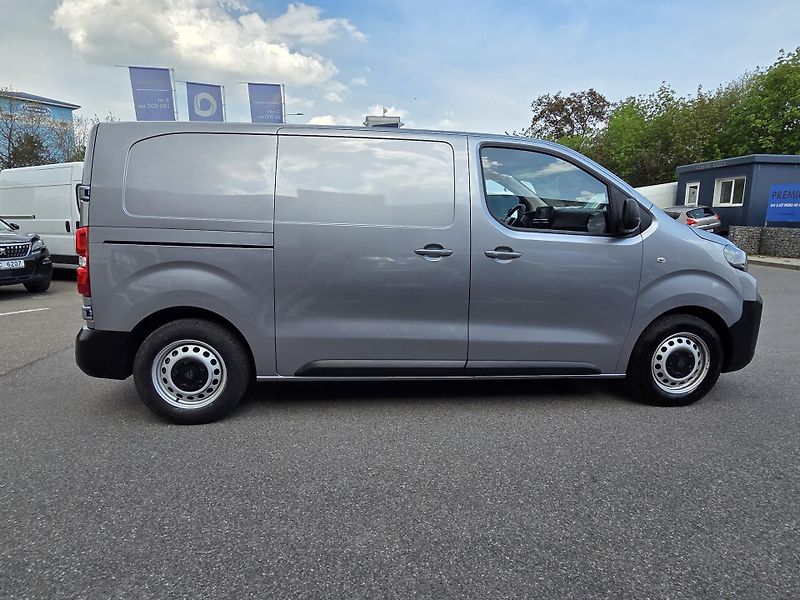 Peugeot Expert (2024) 2.0 BHDi 145 L2 ACTIVE MAN6 - fotka 6 z 23