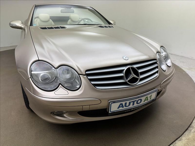 Mercedes-Benz SL 5,0 500 V8 225kW AT KŮŽE - fotka 42 z 48