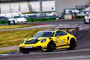 Sedmdesátiletý Jaroslav Mikoláš vyhrál celý německý seriál Porsche PCC Pro. Foto: se svolením J. Mikoláše