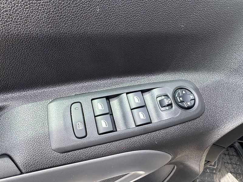 Toyota ProAce City Verso (2021) 1.2, 7míst, automat - fotka 21 z 30