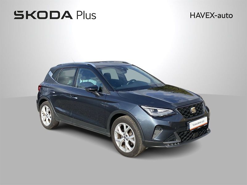 Seat Arona (2023) 1.0 TSI DSG FR - fotka 32 z 35