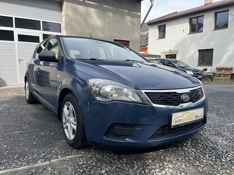 Kia Ceed (2010) 1,6 CRDi 85 Kw ČR!!! - fotografie inzerátu