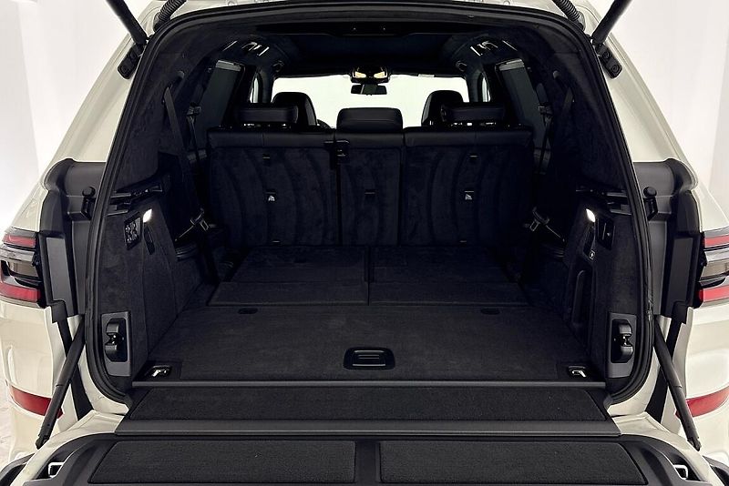 BMW X7 xDrive40d - fotka 11 z 29