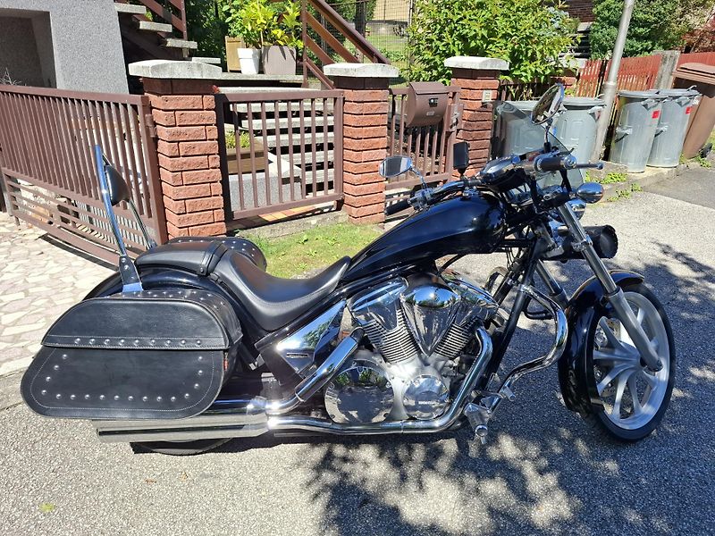 Honda VT 1300 CX (2013) - fotka 3 z 5