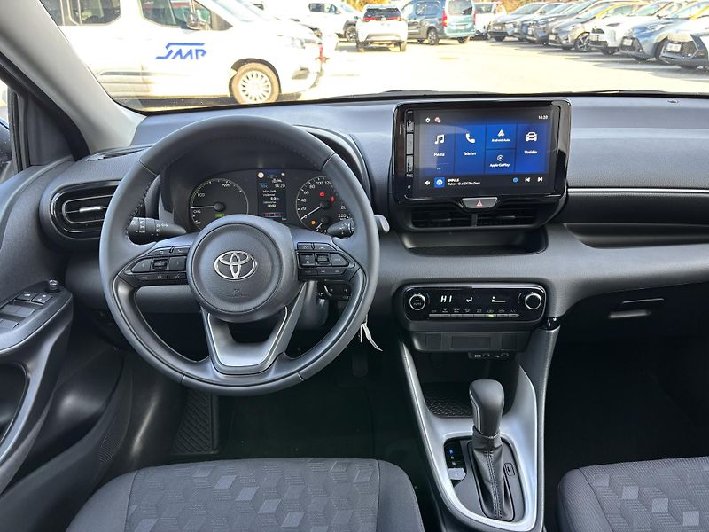 Toyota Yaris (2026) Comfort Business 1,5 HEV AT - fotka 5 z 14