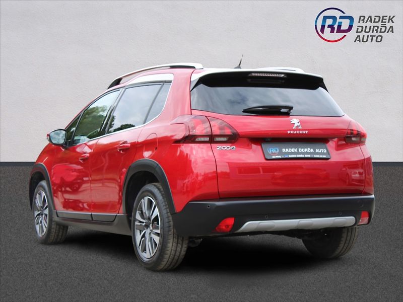 Peugeot 2008 1,2 110K  ČR,1.MAJ,DPH,ALLURE - fotka 7 z 28