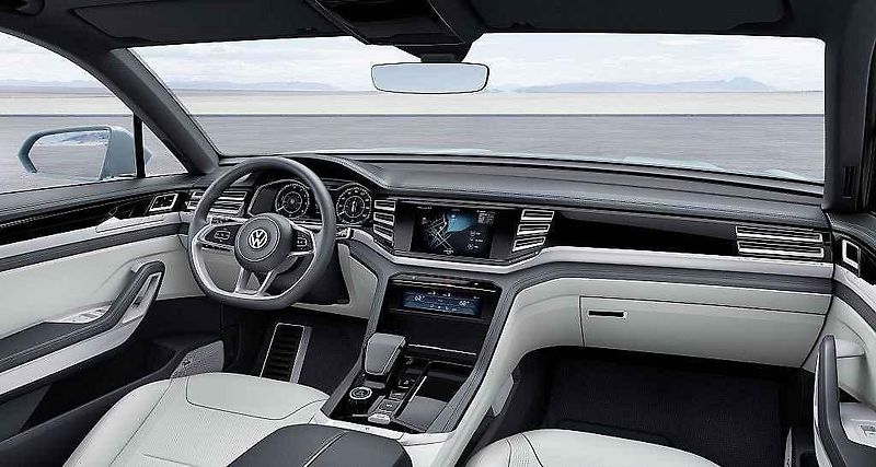 Koncept Volkswagen Cross Coupé GTE.