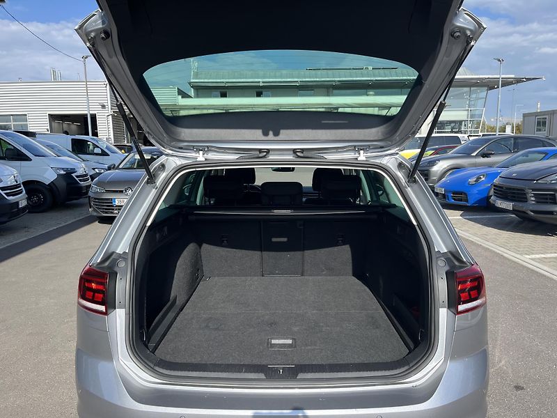 Volkswagen Passat 2.0TDI 7DSG BUSINESS PREMIUM 1 - fotka 22 z 22