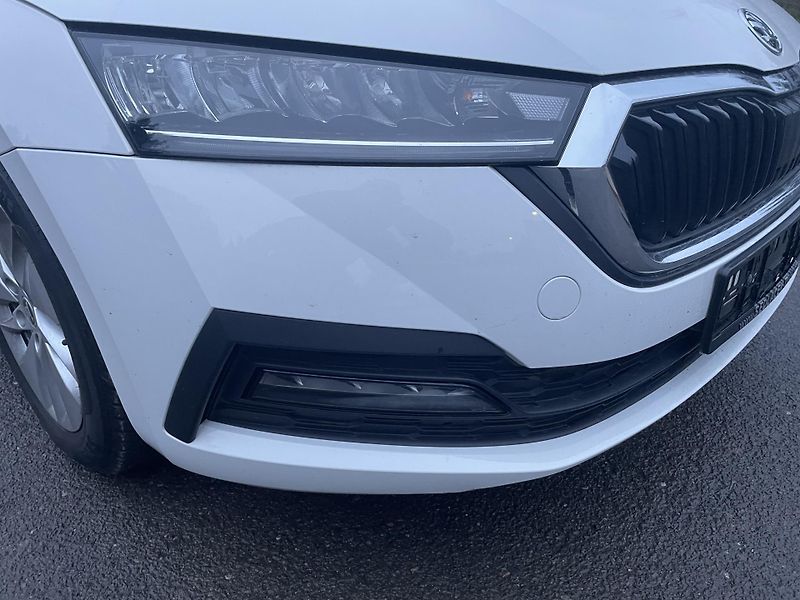 Škoda Octavia (2021) 1.5 Tsi 110 kw Ambition  - fotka 6 z 26