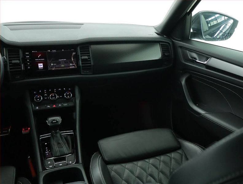 Škoda Kodiaq (2022) Sportline 1.5 TSI - fotka 8 z 18