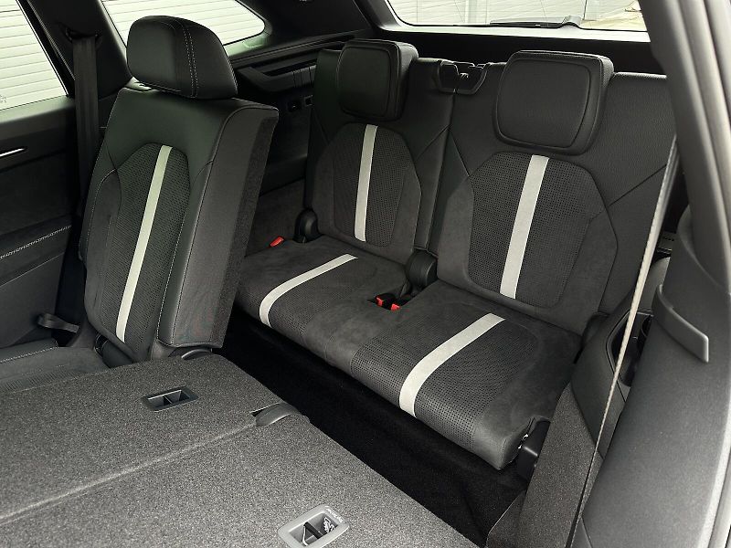 Škoda Kodiaq 2.0TDi 4x4 DSG 193PS Sportline - fotka 43 z 53
