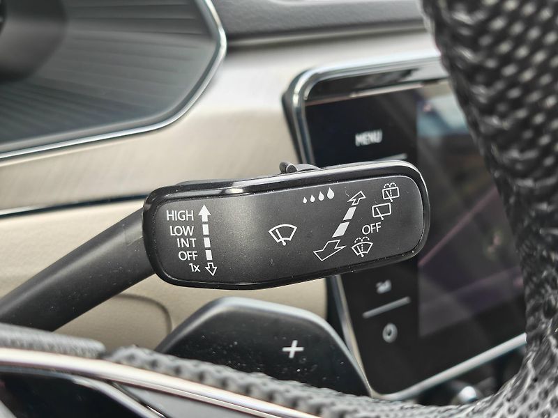 Škoda Superb Style 7DSG 1,5TSI - fotka 15 z 24