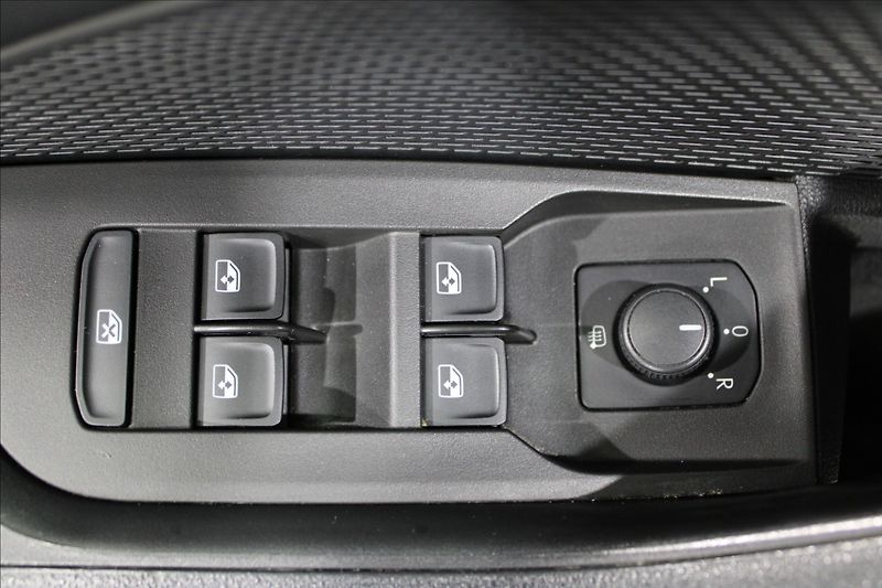 Škoda Octavia 2,0 TDI Ambition 1.majitel CZ - fotka 14 z 32