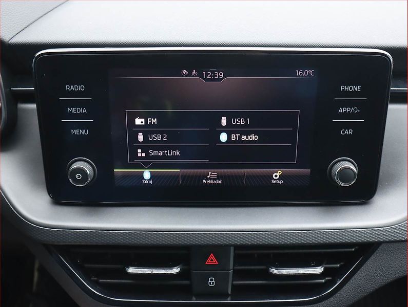Škoda Kamiq (2019) 1.0 TSI, Serv.kniha, Tempomat - fotka 18 z 20