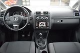 Volkswagen Touran 1,6 TDi, 7-míst,NAVI,1.maj., - náhled 16