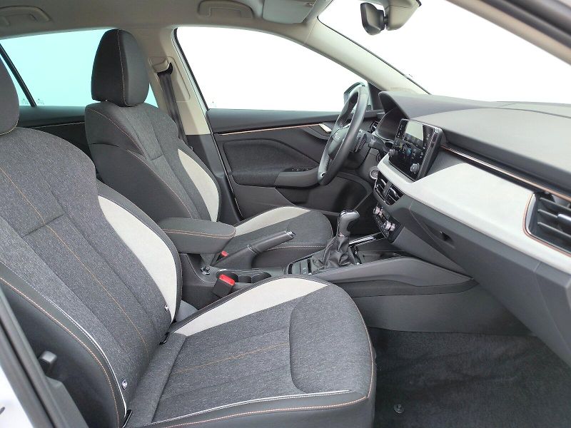 Škoda Scala (2025) DSG 1.0 TSI / 85 kW / TOP SELE - fotka 10 z 34