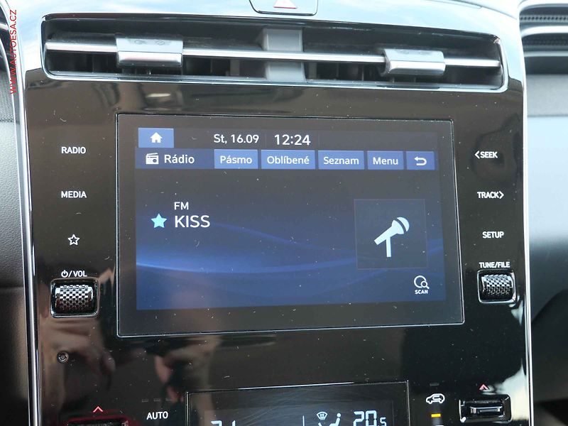Hyundai Tucson (2021) 1.6 T-GDi, 1.maj,ČR, servis - fotka 19 z 24