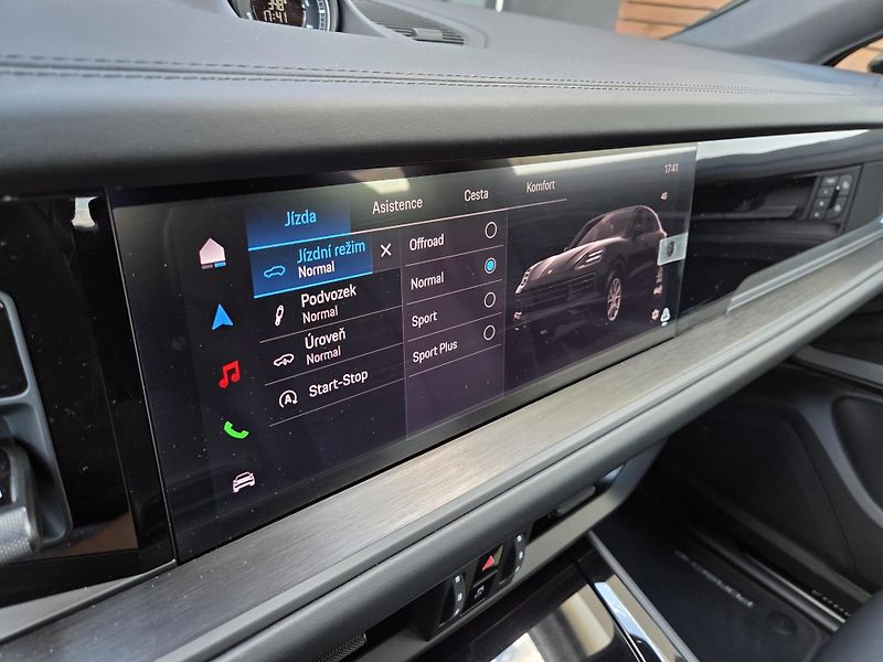 Porsche Cayenne Coupe 260kW Black Edition - fotka 31 z 48