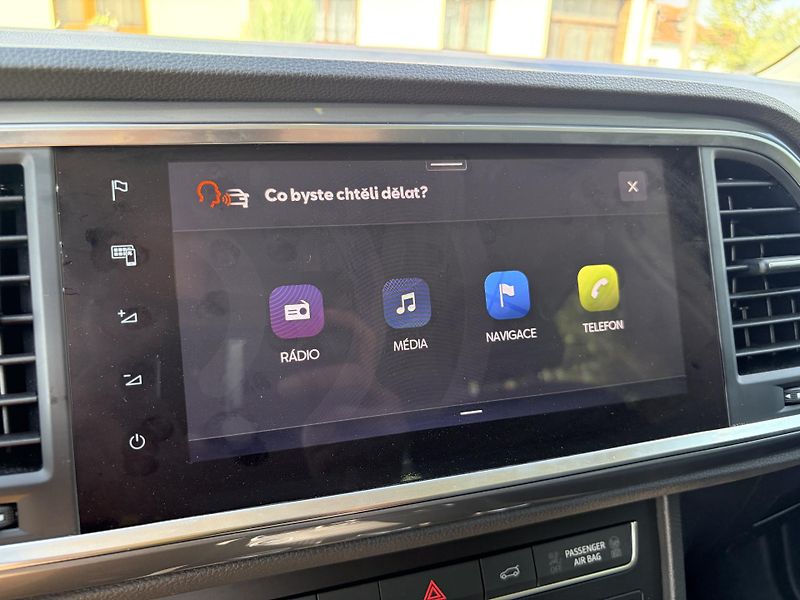 Seat Ateca 2.0TDI 110KW DSG 4DRIVE LED - fotka 47 z 56