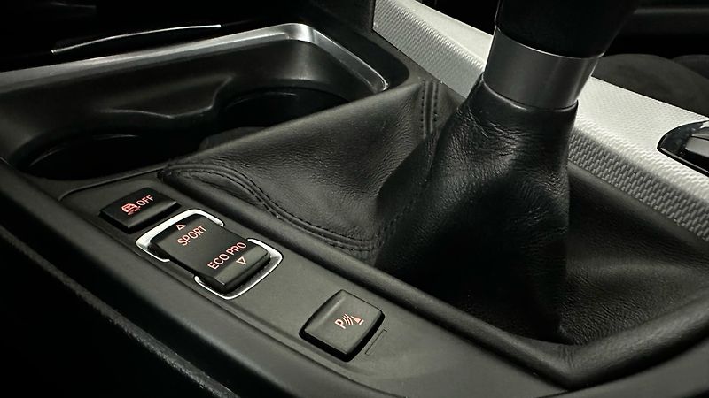 BMW Řada 3 M-PAKET/ 2 SADY GUM - fotka 30 z 44